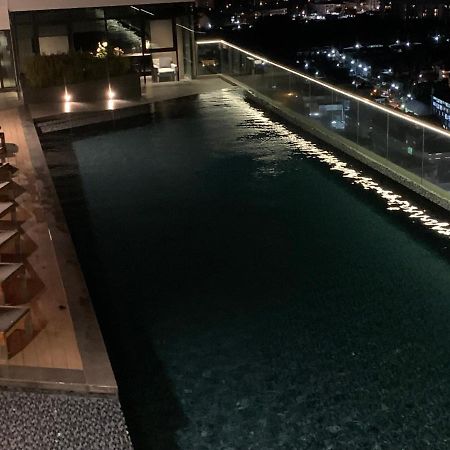 Base Condos Паттайя Экстерьер фото