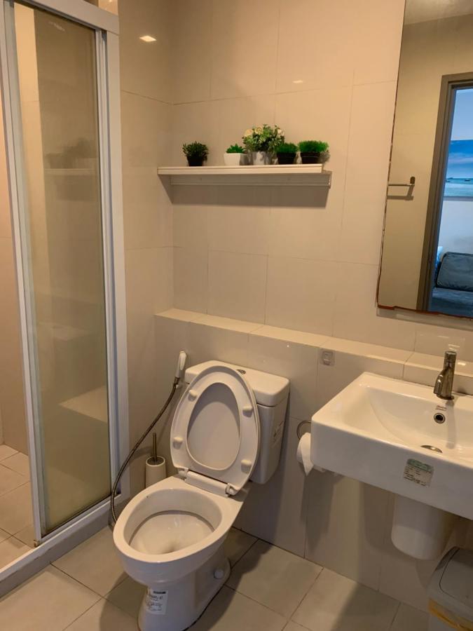 Base Condos Паттайя Экстерьер фото